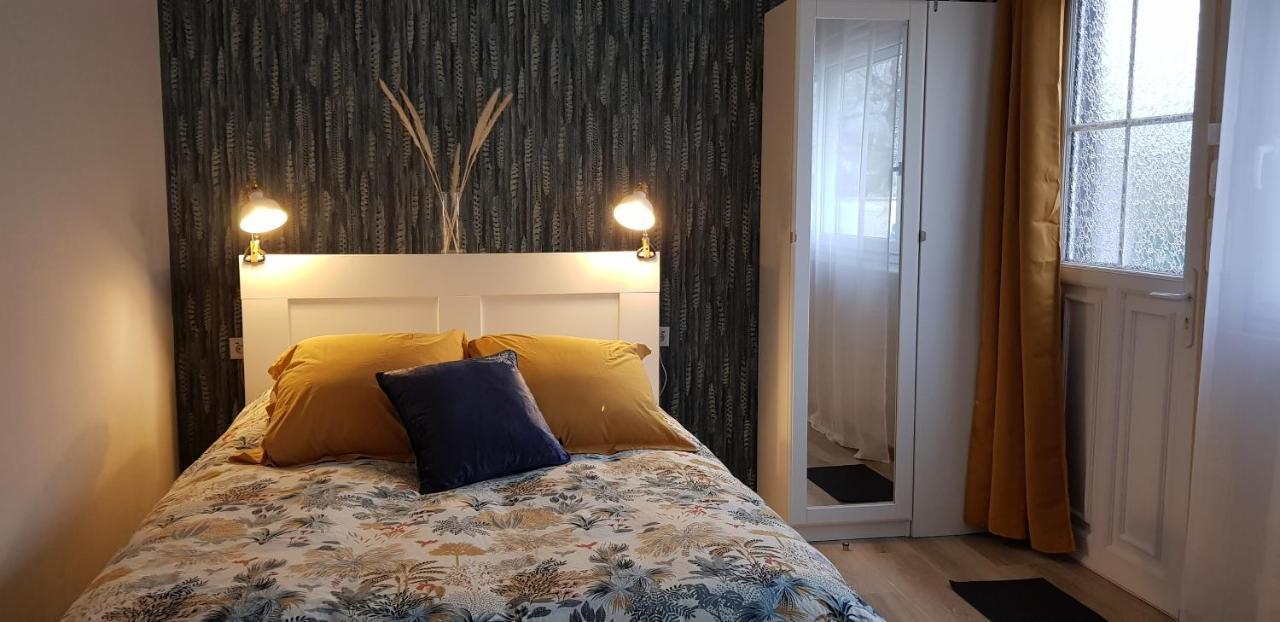 Agreable Petite Maison Proche Joigny Chamvres المظهر الخارجي الصورة